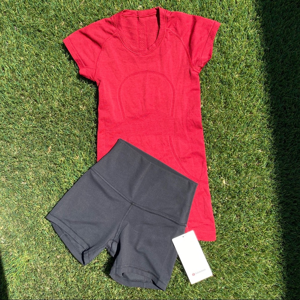 Lululemon Swiftly Tech Short Sleeve size 2